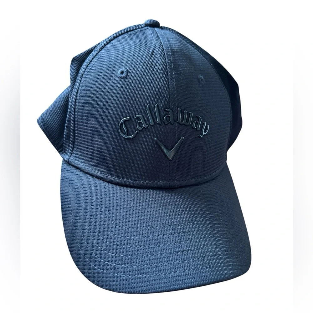 Callaway hat adjustable in back black